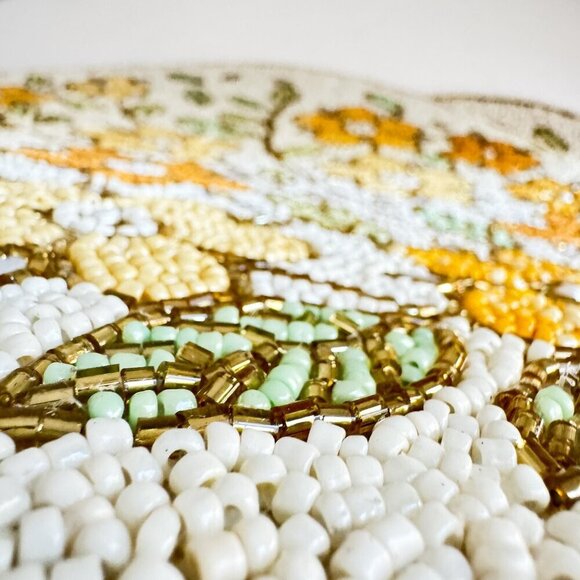 Tahari Home Floral Fully Beaded Round Place Mats Set of 2 - Picture 6 of 9